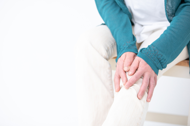 変形性膝関節症の症状 ＝痛みと変形