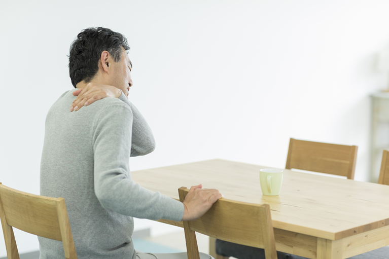 肩関節周囲炎（五十肩）