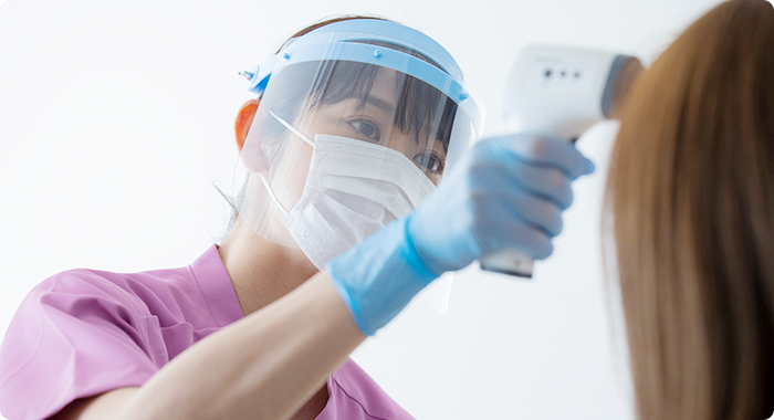 発熱外来に対応