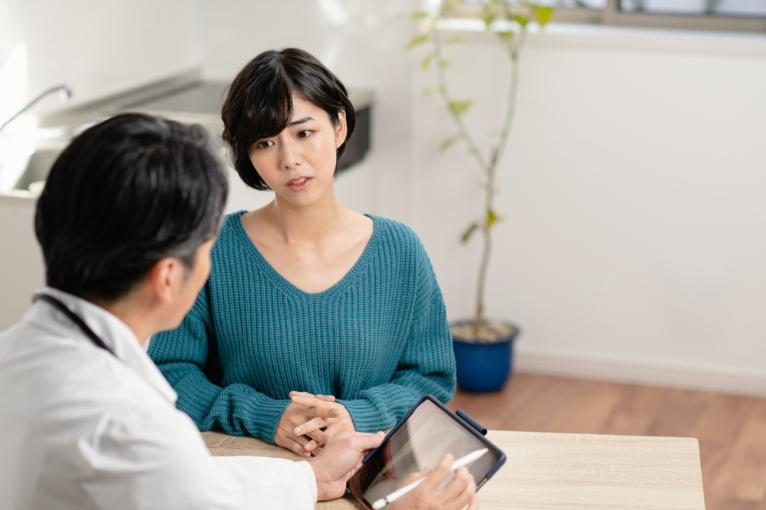 コレステロール値が高い時、何科を受診すればいい？